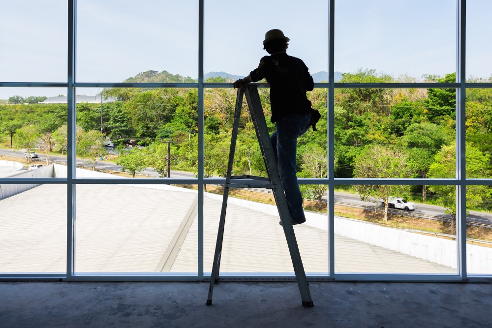 Glass Repair in Corona, CA Glass Repair in Corona, CA